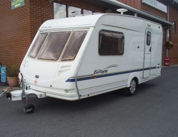 SOLD Sterling Europa 460 (2004)
