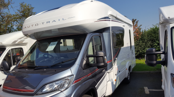 SOLD Autotrail Tracker EKS (16 reg)