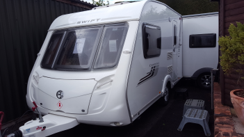 SOLD Swift Charisma 220 (2010)