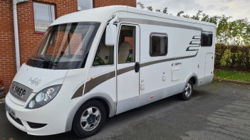 SOLDHymer Exsis I562 (63)