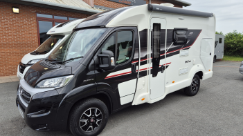 Swift Rio 325 (17 Reg)
