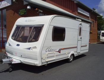 SOLD Lunar Clubman 475-2CK (2004)