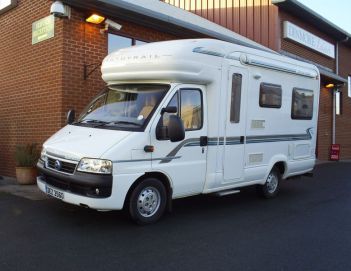 SOLD Autotrail Tracker SKS SE (2005)