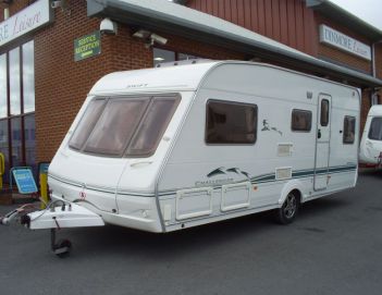 SOLD Swift Challenger 490 (2004)