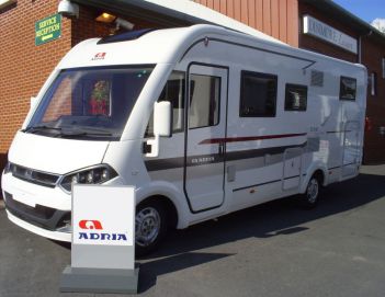 SOLD Adria Sonic Plus I 700 SL (2014 model)