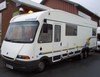 SOLD Eura Mobile Integra 810 (2002)