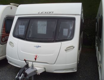 SOLD Lunar Lexon 520 (2012)