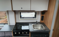 Bailey Discovery D4-4  kitchen
